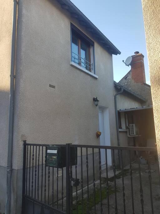 Villa Chez Nino Wifi Gratuit Beaulieu-sur-Loire Exterior foto